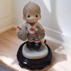 Vintage Enesco Precious Moments "I Will Make My Country Proud" 2000  New…
